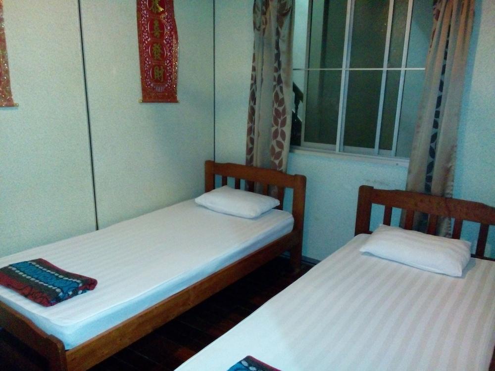 Discovery Youth Hostel Malacca Exterior photo
